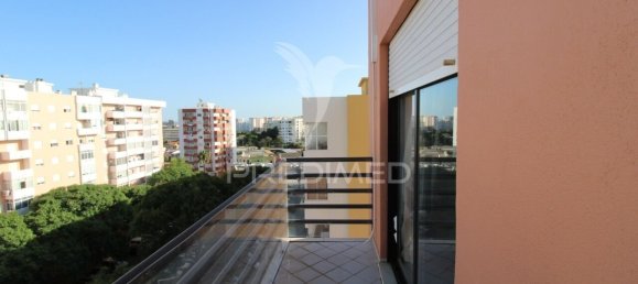 4 bedrooms Penthouse in Faro, Portugal No. 135453 17