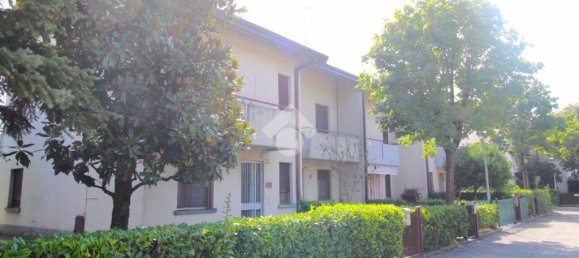 Вилла с 3 спальнями в Кадельбоско ди Сопра, Италия № 346165 12