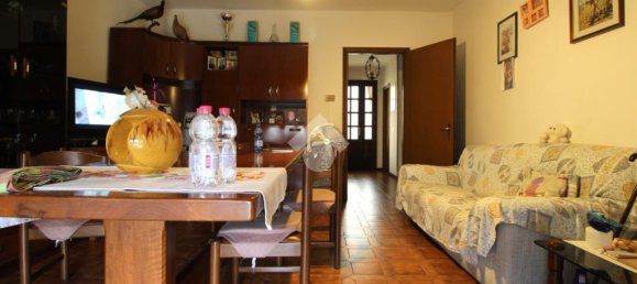 Вилла с 3 спальнями в Кадельбоско ди Сопра, Италия № 346165 4