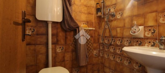 Вилла с 3 спальнями в Кадельбоско ди Сопра, Италия № 346165 10