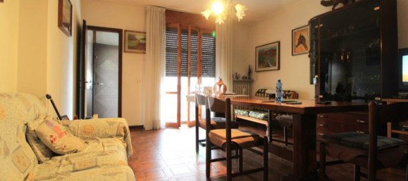 Вилла с 3 спальнями в Кадельбоско ди Сопра, Италия № 346165 7