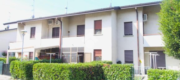 Вилла с 3 спальнями в Кадельбоско ди Сопра, Италия № 346165 21