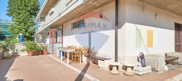 2 Schlafzimmer Wohnung in Francavilla al Mare, Italy, Nr. 303643 36