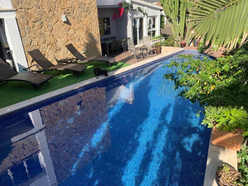 Villa de 7 dormitorios en Palmanova, Spain No. 72131