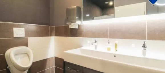 170m² Cafe / restaurant in Hamburg-Nord, Germany No. 281566 14