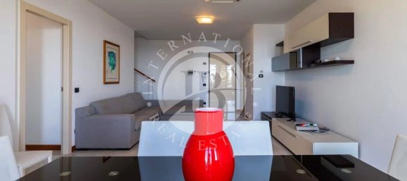 Apartamento de 7 habitaciónes en Ospedaletti, Italy No. 87024 5