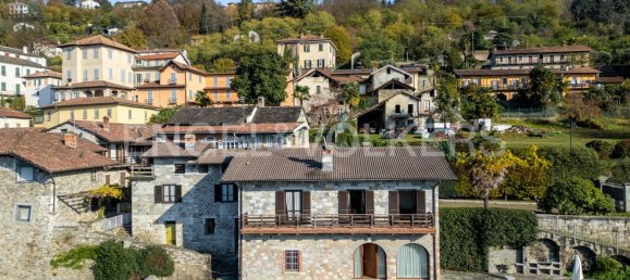 8-salle Villa à Orta San Giulio, Italy No. 62972 25