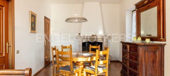 8-salle Villa à Orta San Giulio, Italy No. 62972 20