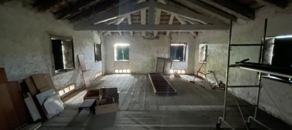 10 rooms House in Volpago del Montello, Italy No. 92118 16