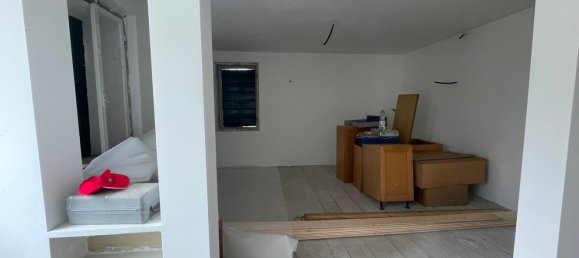 10 rooms House in Volpago del Montello, Italy No. 92118 2