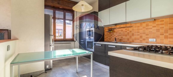 Villa de 6 dormitorios en Varallo Pombia, Italy No. 110547 19