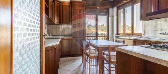 Villa de 6 dormitorios en Varallo Pombia, Italy No. 110547 44