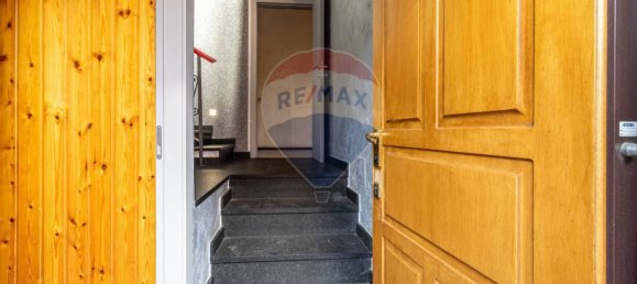 Villa de 6 dormitorios en Varallo Pombia, Italy No. 110547 7