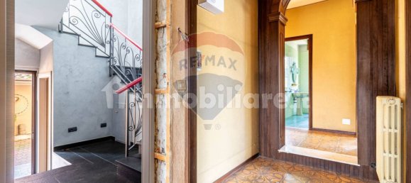 Villa de 6 dormitorios en Varallo Pombia, Italy No. 110547 45