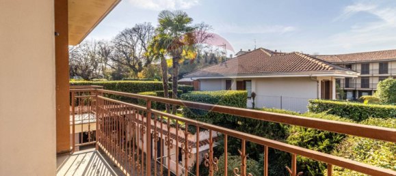 Villa de 6 dormitorios en Varallo Pombia, Italy No. 110547 33