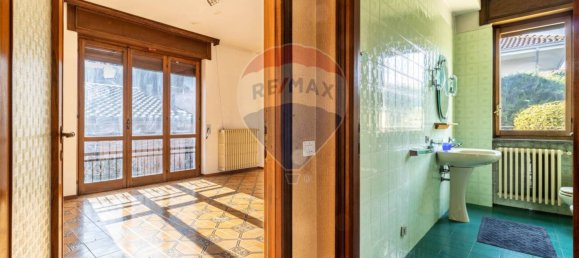 Villa de 6 dormitorios en Varallo Pombia, Italy No. 110547 50