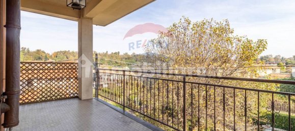 Villa de 6 dormitorios en Varallo Pombia, Italy No. 110547 14