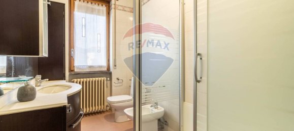 Villa de 6 dormitorios en Varallo Pombia, Italy No. 110547 38