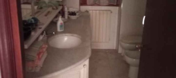 4 rooms House in Prato, Italy No. 271877 5