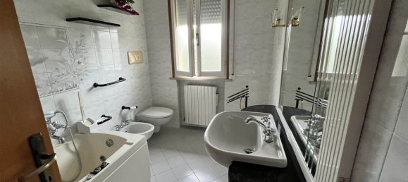4 rooms Apartment in Rimini, Italy No. 99901 23