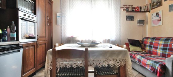 2 bedrooms Apartment in Mariano Comense, Italy No. 268805 10