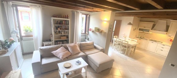 3 bedrooms Duplex in Malo, Italy No. 376881 6