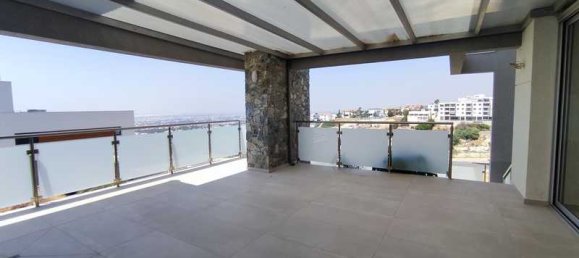 Casa de 4 dormitorios en Limassol, Cyprus No. 6817 8