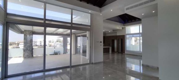 Casa de 4 dormitorios en Limassol, Cyprus No. 6817 5