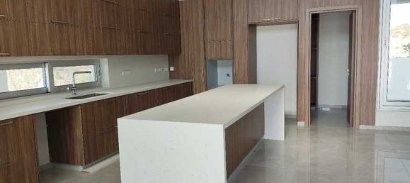 Casa de 4 dormitorios en Limassol, Cyprus No. 6817 11