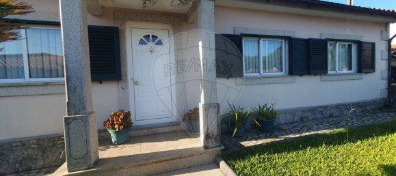 4 chambres Maison à Roriz, Portugal No. 38566 3