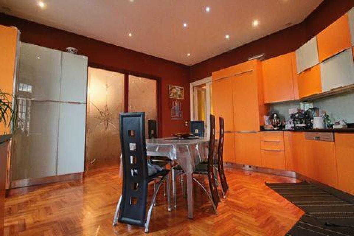Apartamento com 3 quartos em condomínio em Menton, France N.º 15862