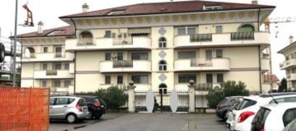 3 rooms Duplex in Mesero, Italy No. 166925 2