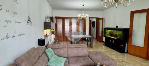 5 rooms Apartment in Palermo, Italy No. 89030 17