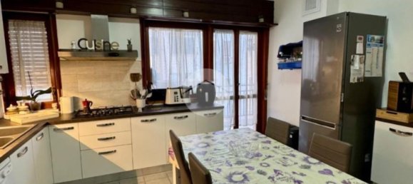 5 rooms Apartment in Palermo, Italy No. 89030 36