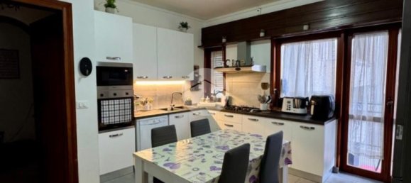 5 rooms Apartment in Palermo, Italy No. 89030 34
