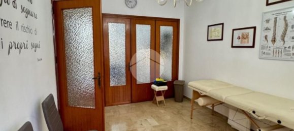 5 rooms Apartment in Palermo, Italy No. 89030 15