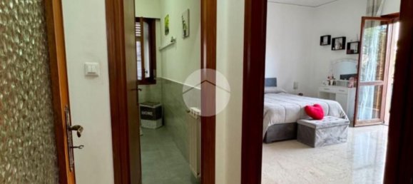 5 rooms Apartment in Palermo, Italy No. 89030 18