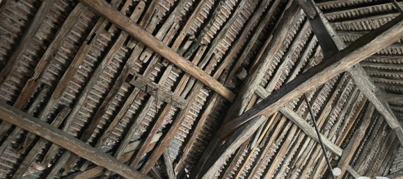 3 Schlafzimmer Haus in Yrouerre, France, Nr. 202023 8