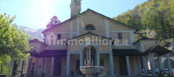 2 bedrooms House in Ornavasso, Italy No. 49964 11