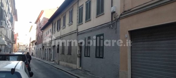 Studio in Livorno, Italy, Nr. 48296 3