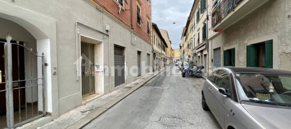 Studio in Livorno, Italy, Nr. 48296 14
