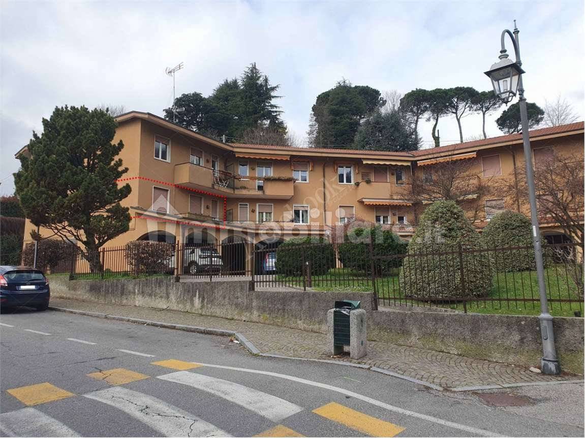 1 غرف نوم شقة في Imbersago, Italy رقم 7185