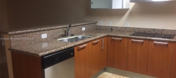 1 dormitorio propiedad comercial en venta en Miami, Miami-Dade, Florida, USA № 613175 7