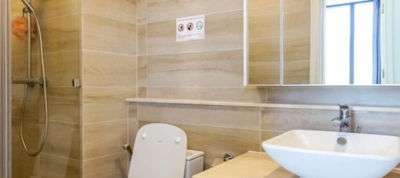 2 rooms Office in District 1, Vietnam No. 17916 22