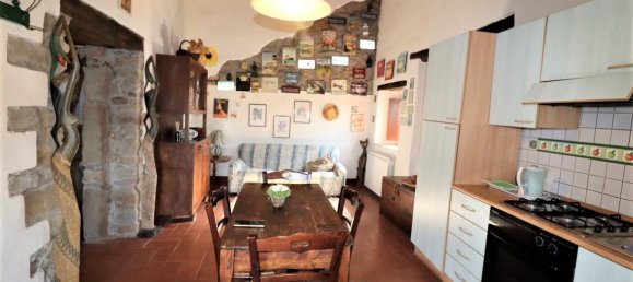 Квартира с 5 комнатами в Бучине, Италия № 224910 2