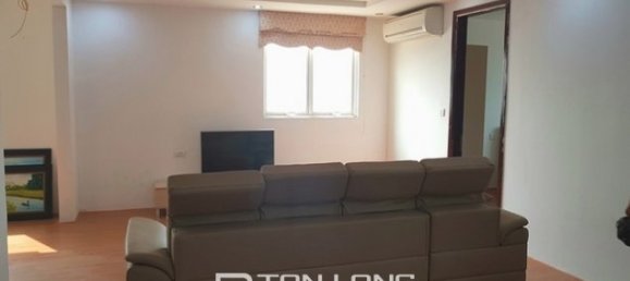 4 bedrooms Apartment in Tay Ho, Vietnam No. 1792 3