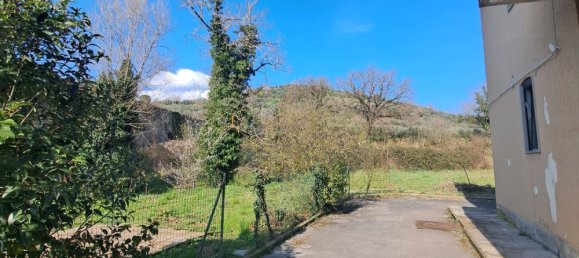 5-salle Appartement à Arezzo, Italy No. 49400 6