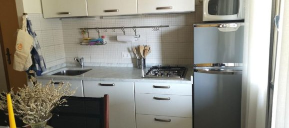 3 rooms Apartment in Massa, Italy No. 192953 7