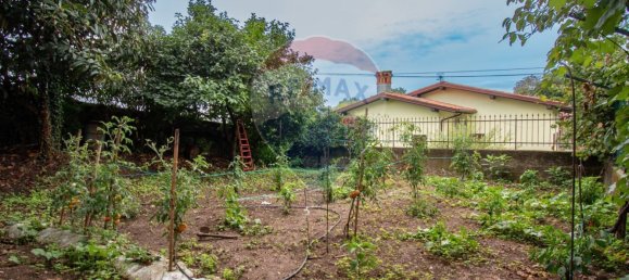 10 bedrooms House in Calvagese della Riviera, Italy No. 308690 9