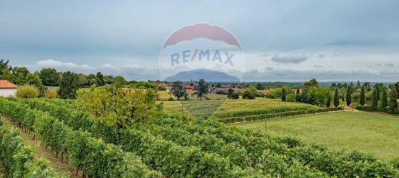 10 bedrooms House in Calvagese della Riviera, Italy No. 308690 4